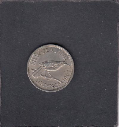 Beschrijving: 6 Pence HUIA BIRD 